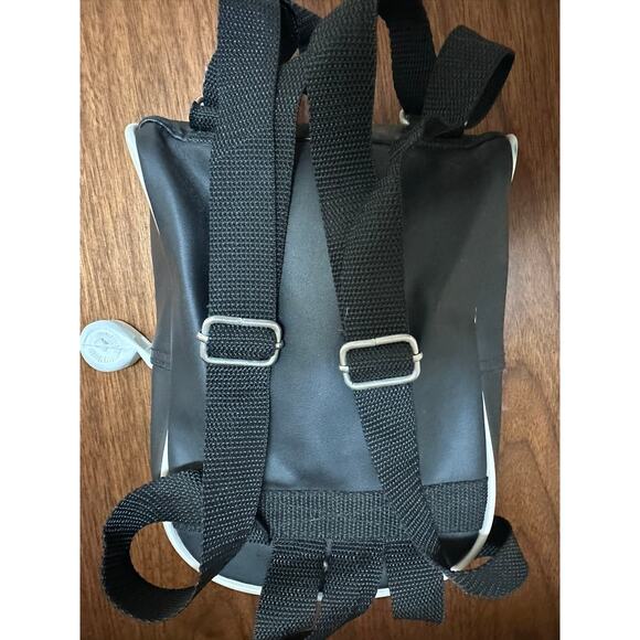 Looney Tunes Tweety Mini Backpack, 9" high x 6" wide - Picture 2 of 7